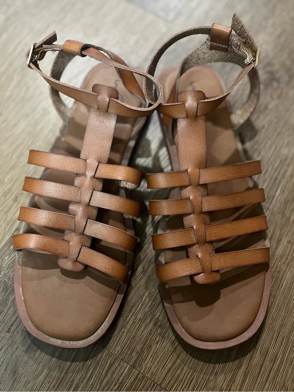 wonder nation Brown Strappy Gladiator Sandals for Kids